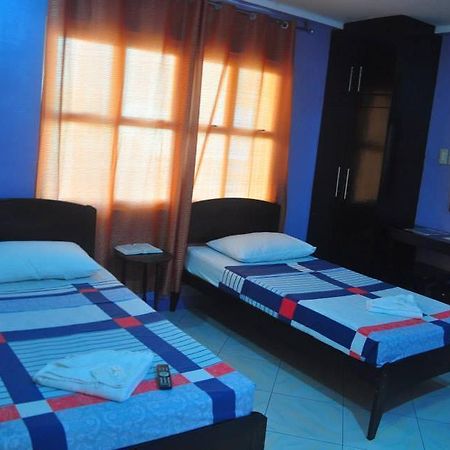 Jj Midcity Inn Tabaco Exteriér fotografie